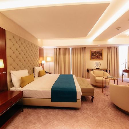 Bravia Hotel ニアメ エクステリア 写真