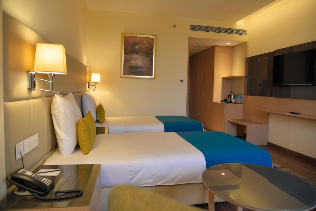 Bravia Hotel ニアメ エクステリア 写真