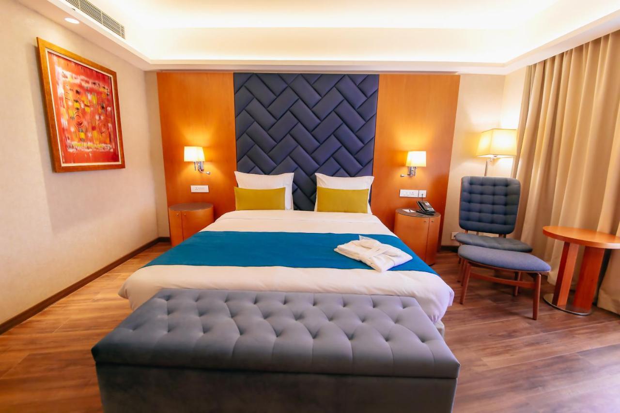 Bravia Hotel ニアメ エクステリア 写真